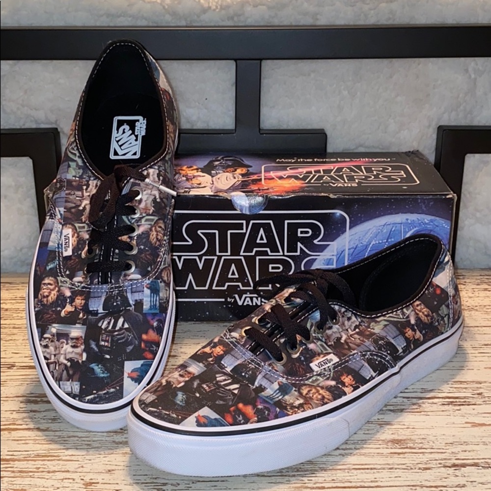NIB VANS STAR WARS LACE UP ( cigs/blk/trwht)
